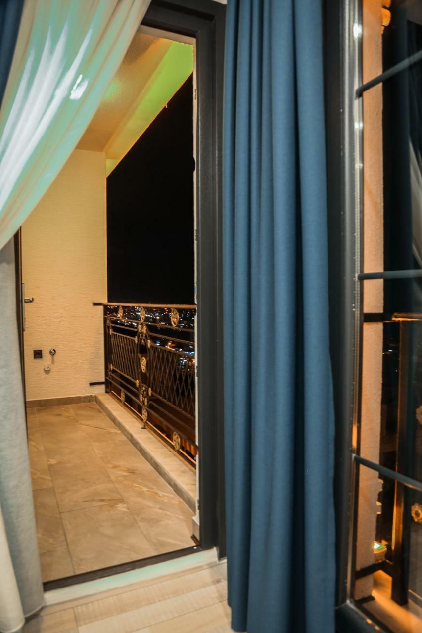 White Golden Suite Hotel Trabzon Extérieur photo